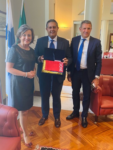 Il governatore Toti incontra l’ambasciatrice di Finlandia in Italia, Pia Rantala-Engberg