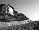 25 GIUGNO 1982. "Autofiori troppo cara e Capo Berta intasato dal traffico: apriamo l'Incompiuta ad auto, biciclette e pedoni"