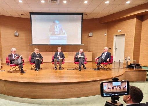 Referendum, a Imperia incontro sulle ragioni del “Sì”: intervento del vice ministro alla Giustizia  Sisto (Video)