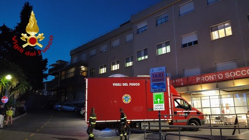 Allarme al pronto soccorso di Imperia: persone con bruciori e difficoltà respiratorie Allarme al pronto soccorso di Imperia: persone con bruciori e difficoltà respiratorie