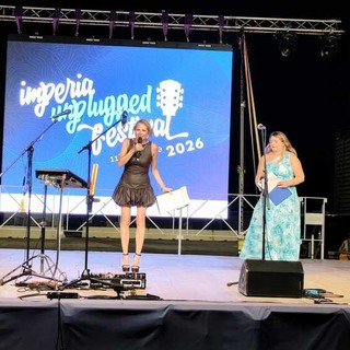 Ferragosto tra fuochi, lumini e concerti: il Ponente  si prepara al weekend clou dell'estate