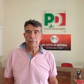 Blackout in Calata Cuneo, ristoratori in difficoltà. Bracco: "Se la responsabilità è della Marina di Imperia, risarcisca i danni" Blackout in Calata Cuneo, ristoratori in difficoltà. Bracco: "Se la responsabilità è della Marina di Imperia, risarcisca i danni"