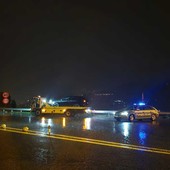 Inseguimento al casello di Imperia Est : quattro feriti Inseguimento al casello di Imperia Est : quattro feriti