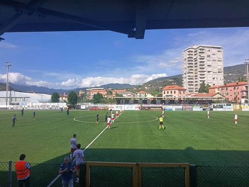 Calcio, Serie D. Imperia in campo a Lavagna: diretta social e protesta Ultras, niente tifo organizzato &quot;contro società e Comune&quot;