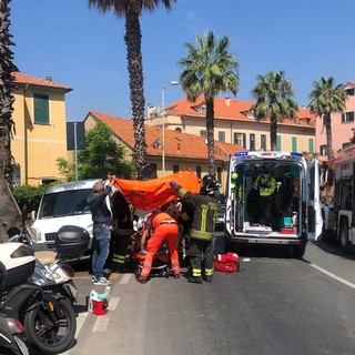 Incidente in corso Garibaldi: motociclista in codice rosso al Santa Corona