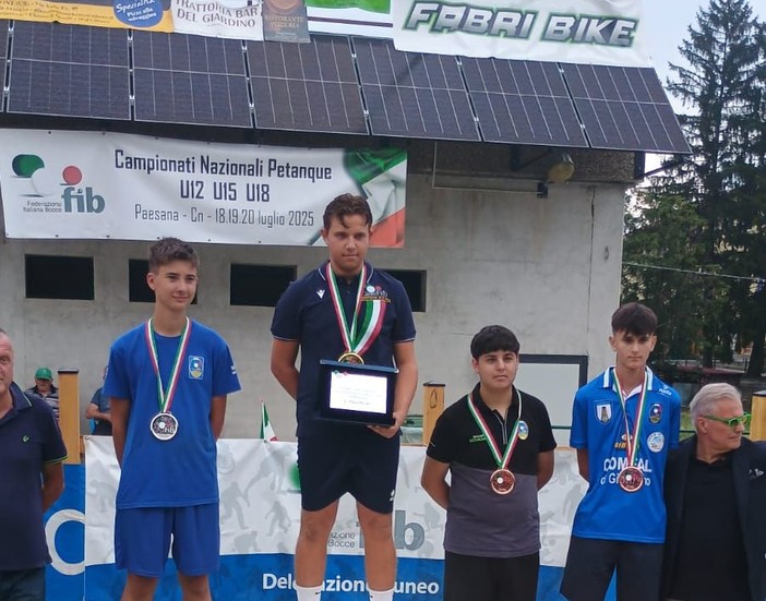 Jacopo Milazzo sul gradino più alto del podio Jacopo Milazzo sul gradino più alto del podio