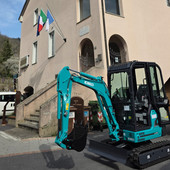 Borghetto d’Arroscia investe sul territorio: arriva un nuovo miniescavatore