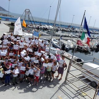 Diano Marina: 130 bambini delle scuole di villa Scarsella e Manzoni hanno preso parte al progetto VelaScuola