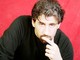 Lorenzo Degl'Innocenti protagonista dello spettacolo teatrale 'La Scomparsa delle Lucciole' al Politeama di Diano Marina