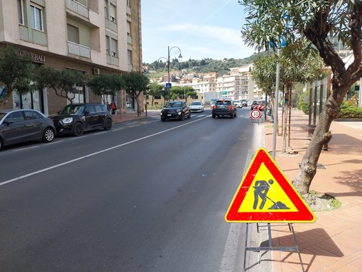 Imperia, al via l’installazione dei due nuovi semafori