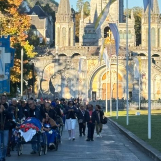 BUONE NOTIZIE/ “Progetto giovani”, gli studenti del Vieusseux e del Ruffini in pellegrinaggio a Lourdes per assistere i malati