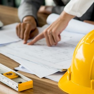 Liguria in controtendenza sull'occupazione (+5,2%), ma l'invecchiamento pesa: Imperia a rischio -9,3% di posti di lavoro entro il 2040
