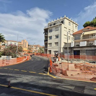 Rotonda in via Serrati, prorogato di un mese il senso unico in via Diano Calderina Rotonda in via Serrati, prorogato di un mese il senso unico in via Diano Calderina
