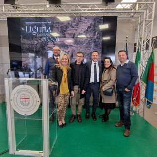 Vinitaly 2023: Liguria protagonista alla fiera di Verona con i suoi vitigni ‘eroici’, oltre 80 le etichette in vetrina