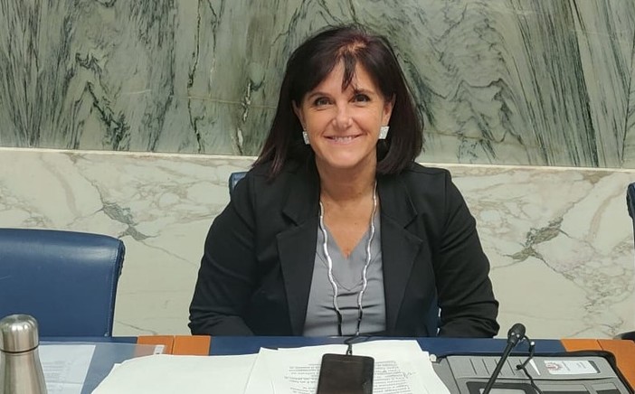 Molestie nei luoghi di lavoro, il questionario elaborato dalla consigliera di parità Amoretti adottato a livello nazionale