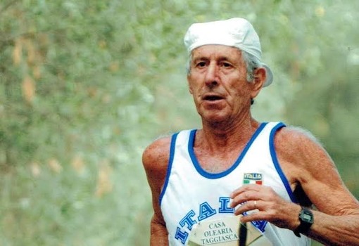 9 MAGGIO 1973. Il maratoneta imperiese Acquarone in maglia azzurra nella sfida contro francesi e cecoslovacchi