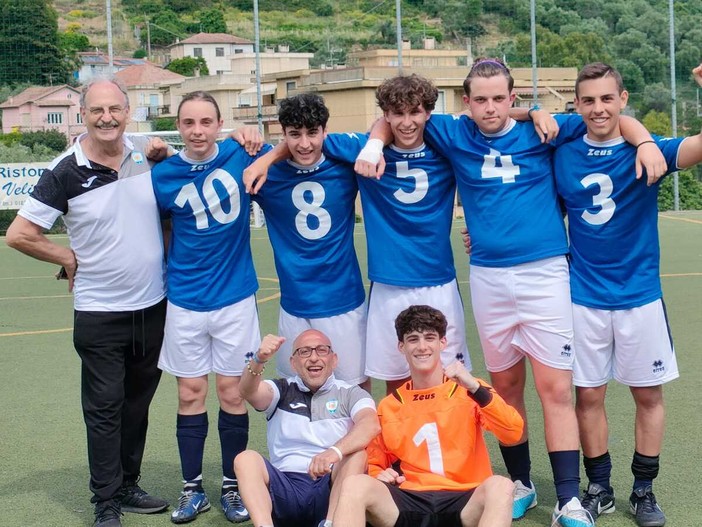 Calcio a 5. Debutto storico per la Fondura Misericordia: la prima ufficiale nel derby di Coppa Italia contro l'Oneglia Calcio a 5. Debutto storico per la Fondura Misericordia: la prima ufficiale nel derby di Coppa Italia contro l'Oneglia