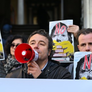 Giornalisti liguri in piazza contro la legge bavaglio: "Tuteliamo il diritto dei cittadini a essere informati"