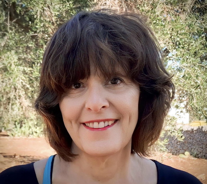 La scrittrice e giornalista Laura Guglielmi ospite della rassegna 'Cervo in blu d'Inchiostro'