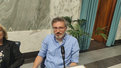 AL DIRETTORE. Balneazione vietata a Imperia, AVS: "Servono chiarezza e trasparenza sulla qualità delle acque" AL DIRETTORE. Balneazione vietata a Imperia, AVS: "Servono chiarezza e trasparenza sulla qualità delle acque"