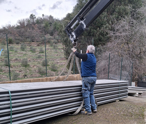 Rifugio La Cuccia, iniziati i lavori di ripristino delle tettoie danneggiate dal maltempo