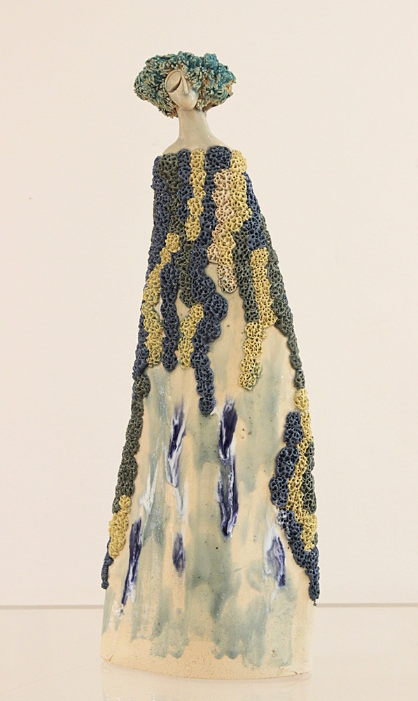 Le sculture ceramiche di Debora Ciolli, Michele Fabbricatore, Marina Rizzelli e Nadia Allario proposte dalla galleria d'arte La Mongolfiera di Sanremo Le sculture ceramiche di Debora Ciolli, Michele Fabbricatore, Marina Rizzelli e Nadia Allario proposte dalla galleria d'arte La Mongolfiera di Sanremo