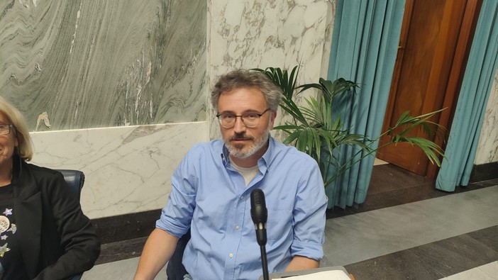 AL DIRETTORE. Balneazione vietata a Imperia, AVS: "Servono chiarezza e trasparenza sulla qualità delle acque" AL DIRETTORE. Balneazione vietata a Imperia, AVS: "Servono chiarezza e trasparenza sulla qualità delle acque"