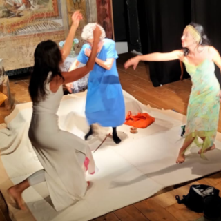 “La primavera nel corpo” lo spettacolo della compagnia teatrale "La via dell'Uno" in scena nella sala parrocchiale di Cristo Re “La primavera nel corpo” lo spettacolo della compagnia teatrale "La via dell'Uno" in scena nella sala parrocchiale di Cristo Re