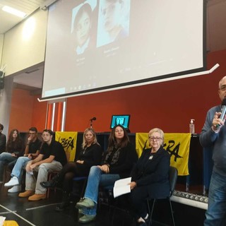 Al Liceo Vieusseux un incontro con le autrici di “Mio padre, tuo padre” Al Liceo Vieusseux un incontro con le autrici di “Mio padre, tuo padre”