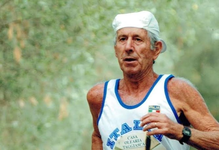 9 MAGGIO 1973. Il maratoneta imperiese Acquarone in maglia azzurra nella sfida contro francesi e cecoslovacchi