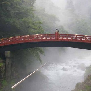 Mostra nell'ambito della rassegna ‘Fili e legni verso il Giappone - Le arti incontrano Ligustro' alla Galleria il Rondò di Imperia Mostra nell'ambito della rassegna ‘Fili e legni verso il Giappone - Le arti incontrano Ligustro' alla Galleria il Rondò di Imperia