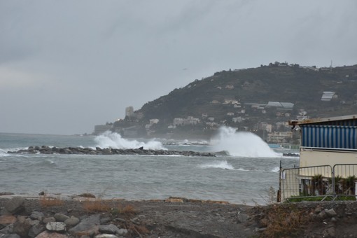 Maltempo in arrivo: piogge prevalenti sul Levante ma venti forti sull'imperiese, da venerdì calano le temperature