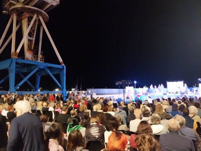 Contestazione a Scajola, la maggioranza: "Il PD prenda le distanze e chieda le dimissioni di Bracco" Contestazione a Scajola, la maggioranza: "Il PD prenda le distanze e chieda le dimissioni di Bracco"