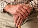 Alzheimer, i sindacati chiedono una legge regionale per l'assistenza gratuita dopo la sentenza della Corte di Cassazione