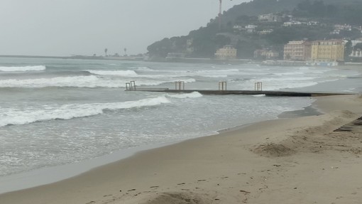Maltempo: temporali, vento e piogge intense. L'avviso di Arpal