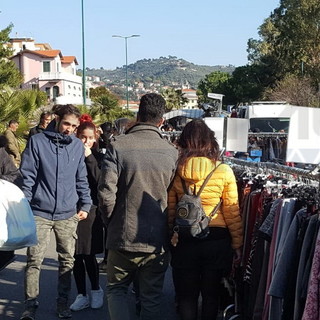 Imperia: domenica sul lungomare Vespucci l'appuntamento con la Fiera di San Leonardo
