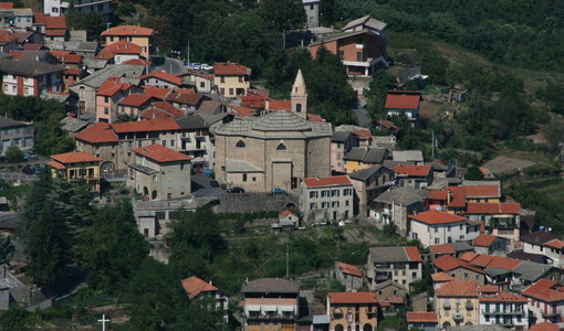 Mendatica approva il Regolamento De.Co.: un nuovo strumento per tutelare e valorizzare le eccellenze del territorio Mendatica approva il Regolamento De.Co.: un nuovo strumento per tutelare e valorizzare le eccellenze del territorio