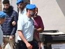 Permessi di soggiorno in cambio di tangenti: Mingherlino resta in carcere, ai domiciliari l’intermediaria
