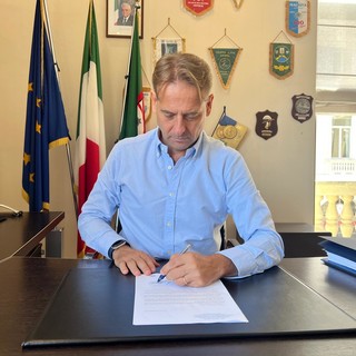 Scajola replica ad Orlando “Su formazione e lavoro investimenti senza precedenti"