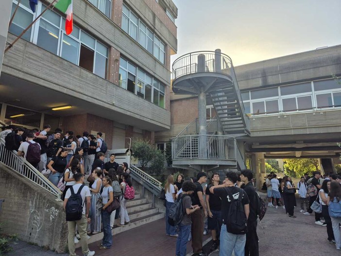 Pavese, Calabresi e Assemblea Costituente: le tracce del tema di Maturità Pavese, Calabresi e Assemblea Costituente: le tracce del tema di Maturità