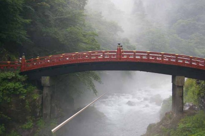 Mostra nell'ambito della rassegna ‘Fili e legni verso il Giappone - Le arti incontrano Ligustro' alla Galleria il Rondò di Imperia Mostra nell'ambito della rassegna ‘Fili e legni verso il Giappone - Le arti incontrano Ligustro' alla Galleria il Rondò di Imperia