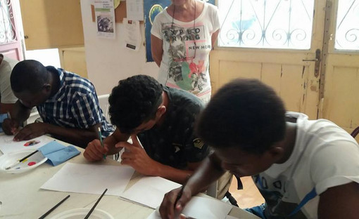 Imperia, dal corso di italiano ai pasti alla frontiera: l’impegno dell’associazione Mappamondo