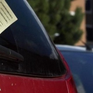 23 GENNAIO 1996. Imperia, multe da record: l'incasso della Polizia locale sfiora il miliardo di lire