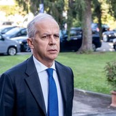 Il ministro Matteo Piantedosi in Riviera per il Centro di permanenza migranti