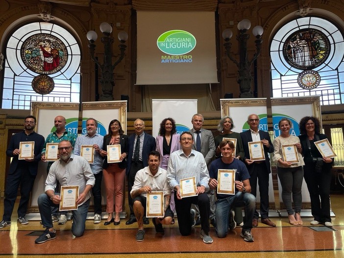 I nuovi "maestri artigiani" imperiesi premiati con gli attestati da Regione Liguria I nuovi "maestri artigiani" imperiesi premiati con gli attestati da Regione Liguria