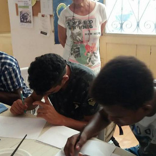 Imperia, dal corso di italiano ai pasti alla frontiera: l’impegno dell’associazione Mappamondo