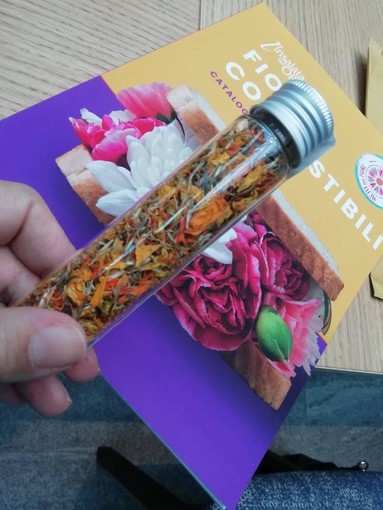 Metti un fiore nel piatto: una raffinata degustazione al Festival del giornalismo alimentare di Torino Metti un fiore nel piatto: una raffinata degustazione al Festival del giornalismo alimentare di Torino