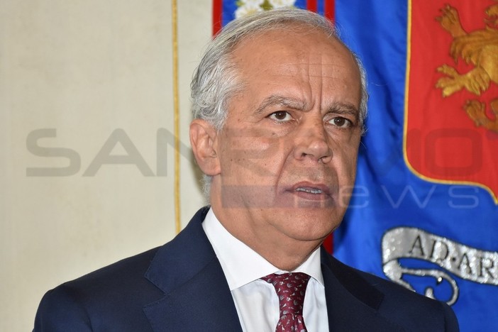 Migranti, Piantedosi: "Cpr nell'ex Camandone? È un'ipotesi ma non una priorità" Migranti, Piantedosi: "Cpr nell'ex Camandone? È un'ipotesi ma non una priorità"