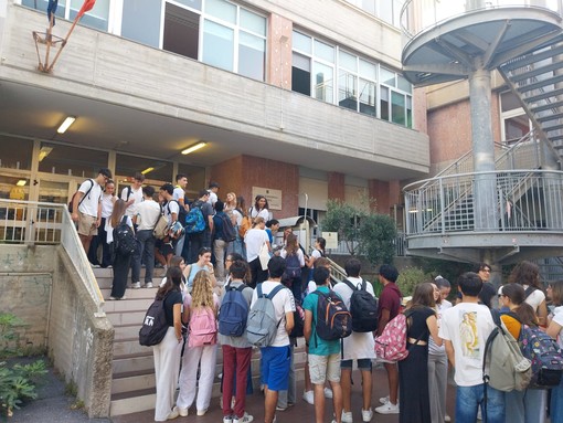 Oltre 1300 studenti imperiesi alle prese con la seconda prova di Maturità