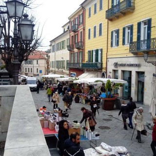 Imperia, per gli ambulanti del mercato si avvicina la scadenza della "spunta" ovvero l'assegnazione provvisoria e giornaliera dei posteggi liberi Imperia, per gli ambulanti del mercato si avvicina la scadenza della "spunta" ovvero l'assegnazione provvisoria e giornaliera dei posteggi liberi